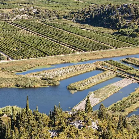 Two-bedroom In Lejlighed Ploce (Dubrovnik-Neretva)