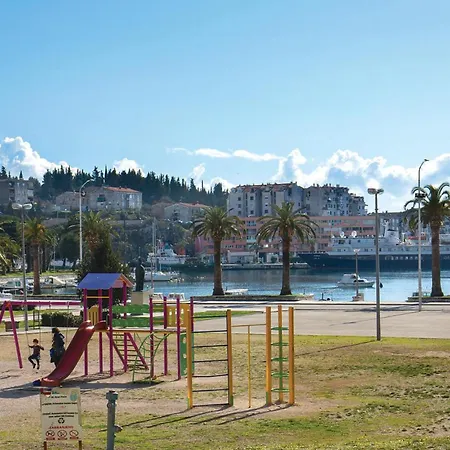 Two-bedroom In Lejlighed Ploce (Dubrovnik-Neretva)